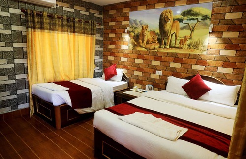 Sauraha Hotel | Chitwan Forest Resort