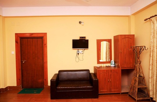 Sauraha Hotel | Chitwan Forest Resort