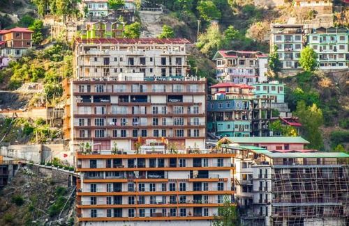 Shimla Apartamento | Chivas 3bhk Shimla- Parking+ Rooftop+Wi-Fi+BBQ