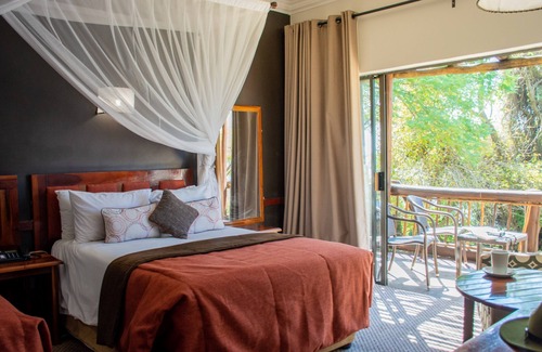 Kasane Cabina | Chobe Safari Lodge