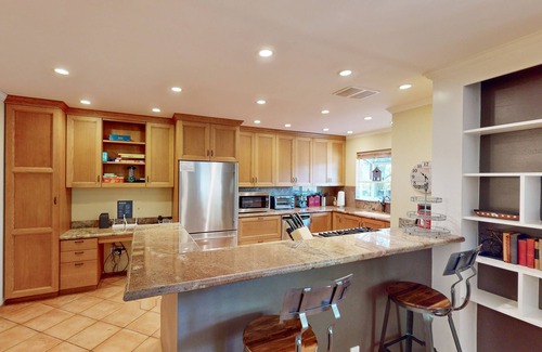 Healdsburg Casa | Choice Getaway w/ Private Hot Tub - Near Wineries, Dining, Outdoor Activities