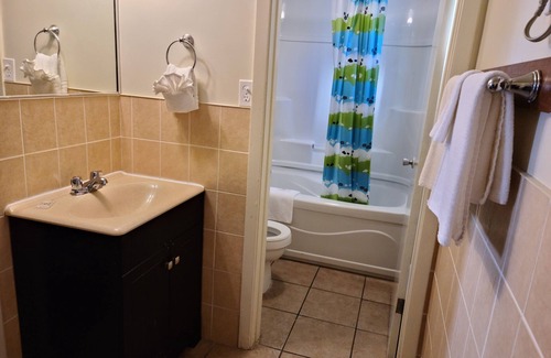 Niagara Falls Cabina | Choice Inn by the Falls