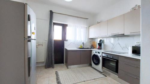Papagou-Holargos Apartamento | Cholargos a Spacious 2BR apartment with great view