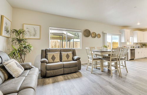 Chowchilla Casa | Chowchilla Home w/ Private Patio!