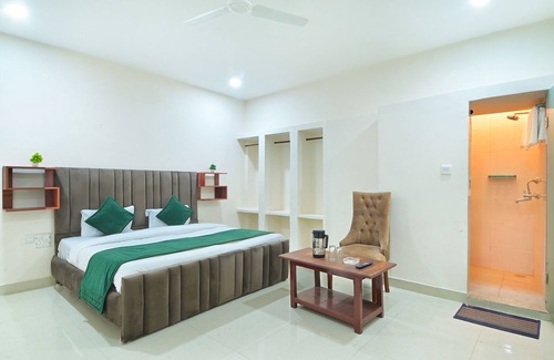 Paharganj Cabina | Chowdhry Tourist Lodge- Paharganj-NDLS