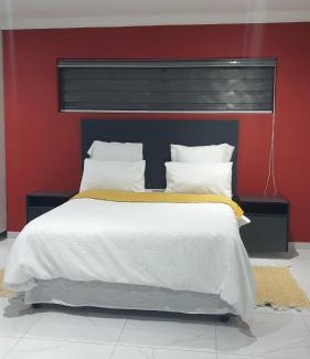 Greater Johannesburg Metropolitan Area Casa | Chris Guest House