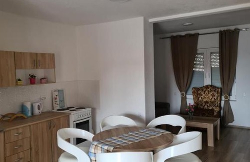 Pestani Apartamento | Christina 2