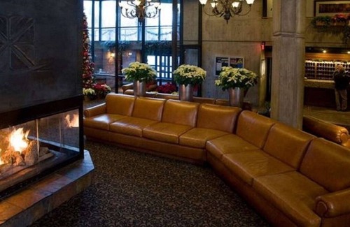 Salt Lake Mountain Resorts Hotel | Christmas at Snowbird! Iron Blosam-unit1120