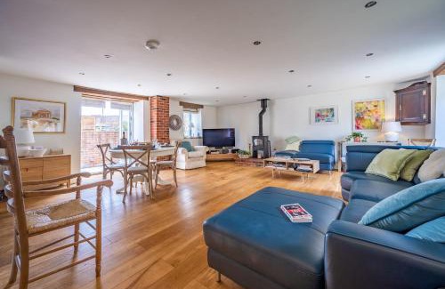 Snettisham Casa | Christmas Barn