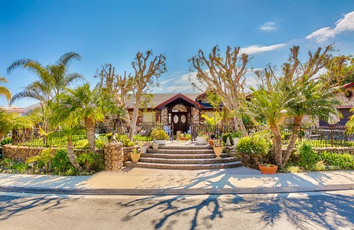 San Clemente Casa | WEDDING SPECIAL ~ 25% OFF Sep, Oct & Nov Must Provide Wedding Venue to Quality
