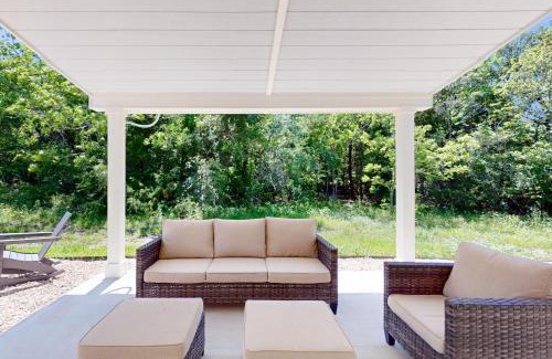 Brenham Casa | Christmas Hill Cottage A