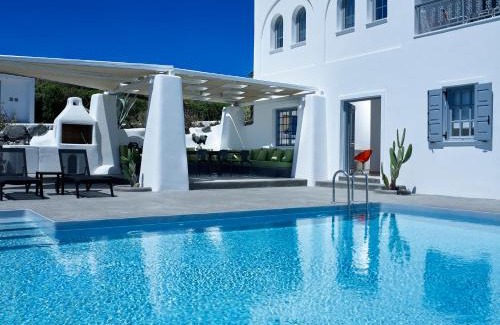 Santorini Hotel | Christou Estate & Villas