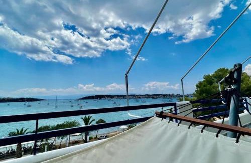 Porto Heli Apartamento | Chrysa's Dream - Dreamy Sea View at Spacious 3BR Apt in Porto Cheli