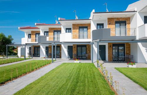 Nea Potidaia Casa | Chryssis Village by Travel Pro Services - Nea Potidaia Halkidiki