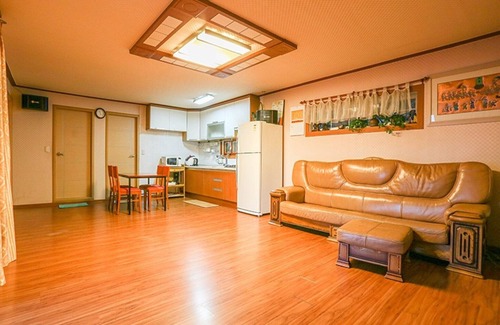 Chungju Casa | Chungju Hosuwiui Haru Pension
