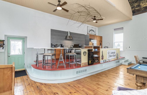 Lowbanks Casa | Church On The Lake