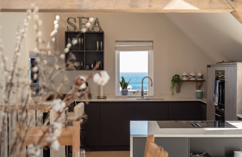 Port Isaac Casa | Church Rooms