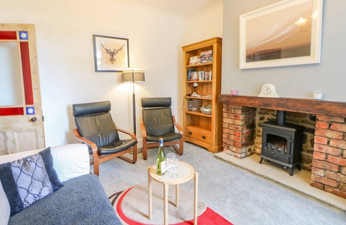 North Bitchburn Cabaña | CHURCH VIEW COTTAGE, pet friendly, with a garden in Cockfield