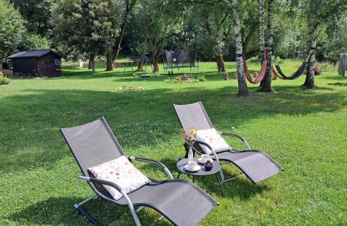Stary Gierałtow Casa | Chwila Moment - dom w okolicy Czarnej Góry, nad rzeką