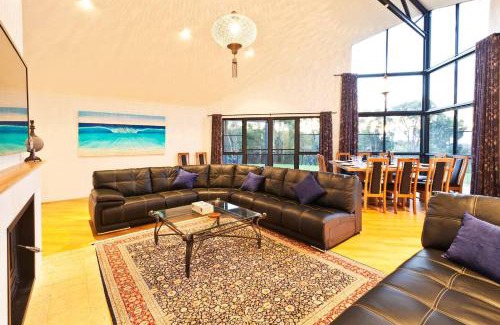 Yallingup Casa | Chynoweth - Scenic Views and Secluded Luxury