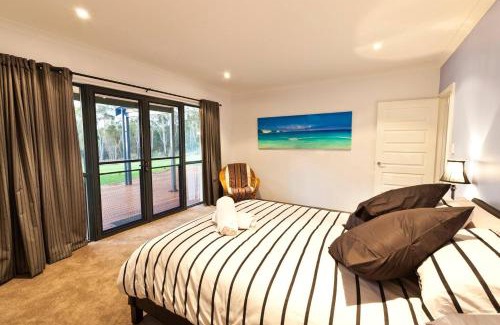 Yallingup Casa | Chynoweth - Scenic Views and Secluded Luxury