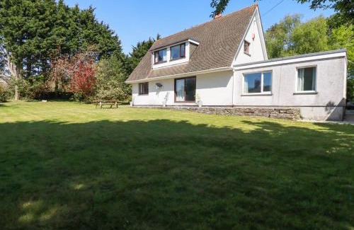 Redruth Casa | Chyrosen