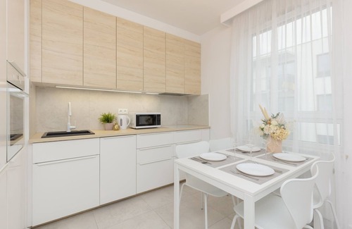 Piaseczno Apartamento | Cichej Łąki 8 | Apartment with Balcony | Parking