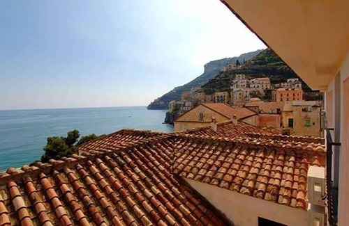 Minori Apartamento | Ciliegia by Amalfivacation.it - Sea View, Few Steps from the Beach