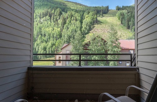 Telluride Cabina | Cimarron Lodge 33 by Avantstay Ski-in/ski-out Property in Complex w/ Two Hot Tubs!