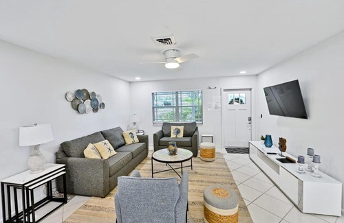 North Palm Beach Casa | Cinderella's Beach Cottage