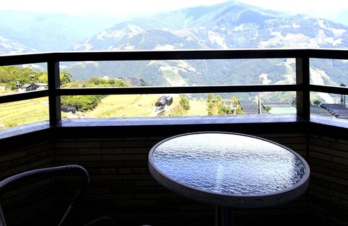 Ren'ai Casa | Cingjing Farm Jenku Villa