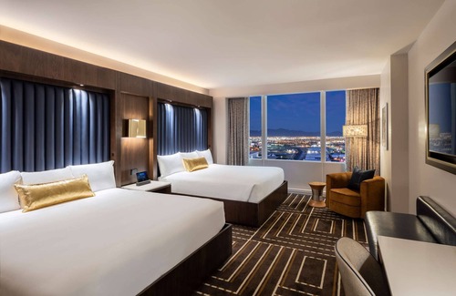 Downtown Las Vegas Hotel | Circa Resort & Casino – Adults Only