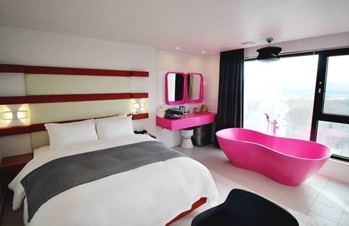Hapjeong-dong Hotel | Circle Hotel Seoul