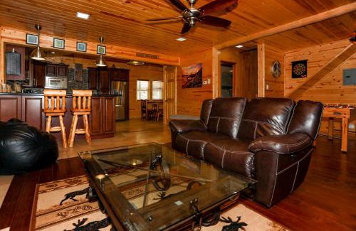 Boulder Bay Chalet De Esquí | Circle Views by Big Bear Vacations Walk To Lake Boulder Bay Chalet