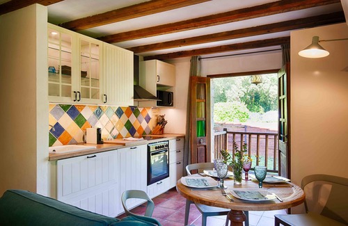 Sales de Llierca Apartamento | Apartamento Cirerer (2-4 pax)