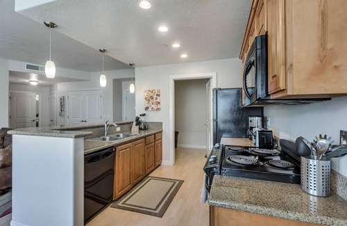 Downtown Salt Lake City Condominio | Citifront A 3 Bedroom Condo by RedAwning
