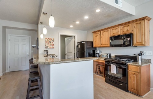 Downtown Salt Lake City Condominio | Citifront A 3 Bedroom Condo by RedAwning
