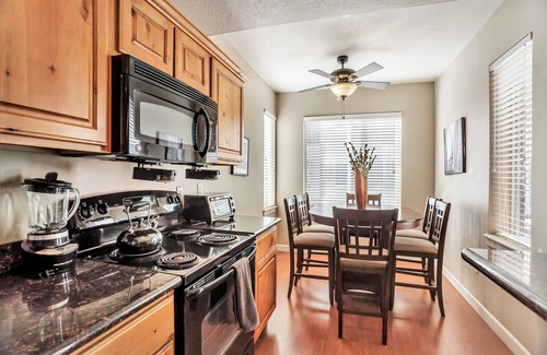 Downtown Salt Lake City Condominio | Citifront B 3 Bedroom Condo by RedAwning