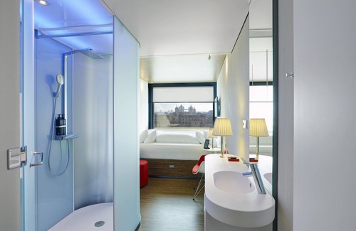 Tower Hill Hotel | citizenM Tower of London