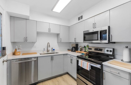 Camelback East Apartamento | Citrus Blossom 1BR Condo with Pool