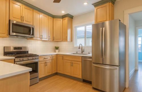 Fullerton Casa | Citrus & Magic Villa - Disneyland Getaway - 4BR