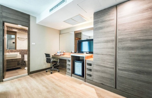 Nana Hotel | Citrus Sukhumvit 11 Bangkok by Compass Hospitality