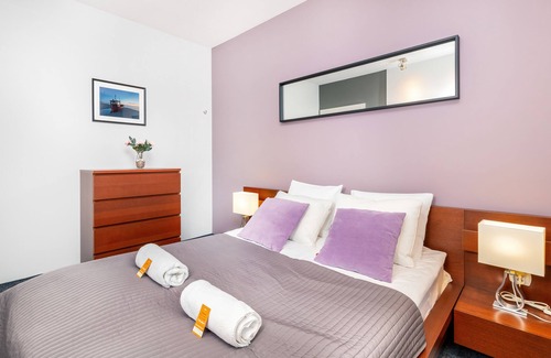 Przymorze Apartamento | City and Sea View Apartment by Renters