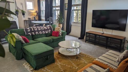 Seven Dials Apartamento | City Beach Loft Apartment Free Parking