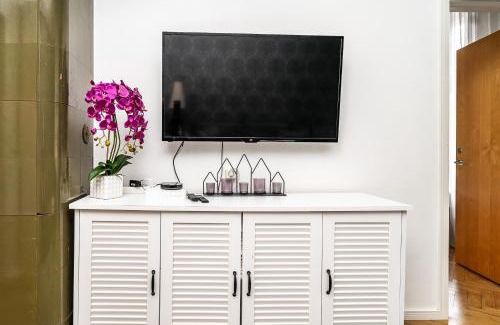 Tatari Apartamento | City center 2 bed flat with free parking