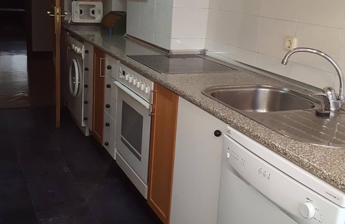 Valladolid Apartamento | CITY CENTER ,GARAGE, 2 BATHROOMS, INTERNET -VUT 47-21