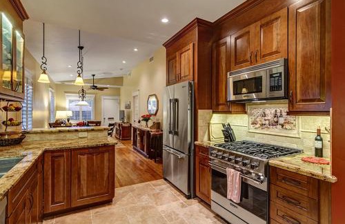 University Heights Casa | City Center Hillcrest Bungalow Vacation Rental