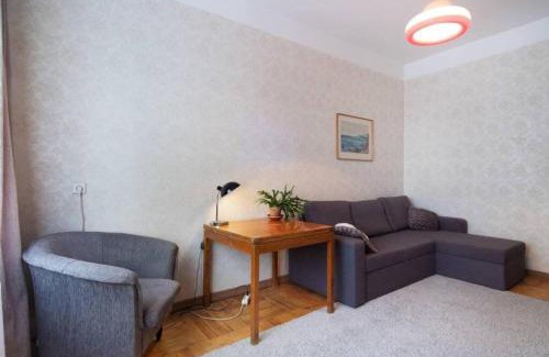Maakri Apartamento | City Center Huge 3-Bedroom Apartment