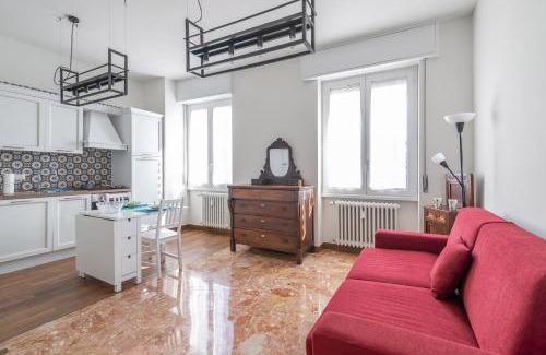 Pavia Apartamento | CITY CENTER - LUIGI&CAROLINA APARTMENTS - by Host4U