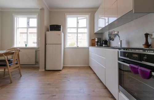 Downtown Apartamento | City Center Next to Hallgrim's Church